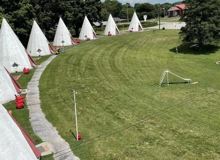 スタンダード４人部屋, Historic Wigwam Village No 2