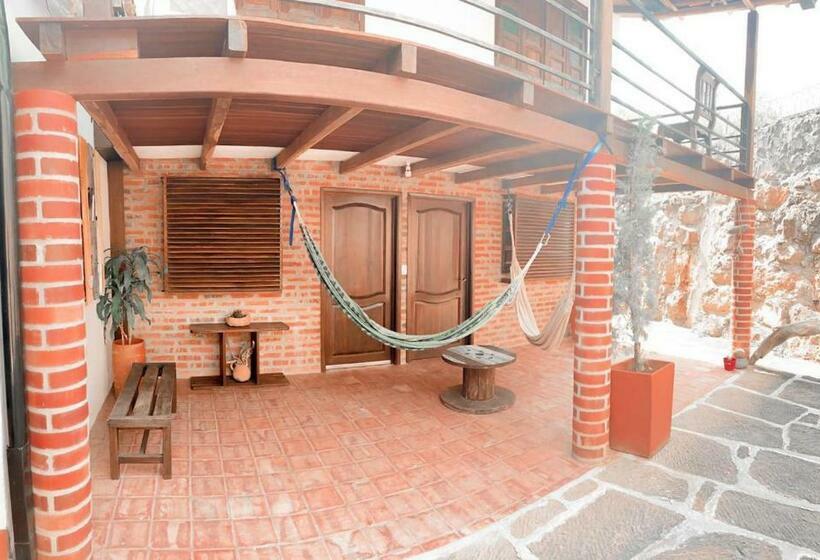 اتاق استاندارد, Hostal Casa Montañita