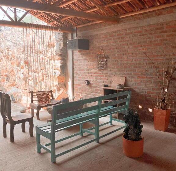 اتاق استاندارد چهار تخته, Hostal Casa Montañita