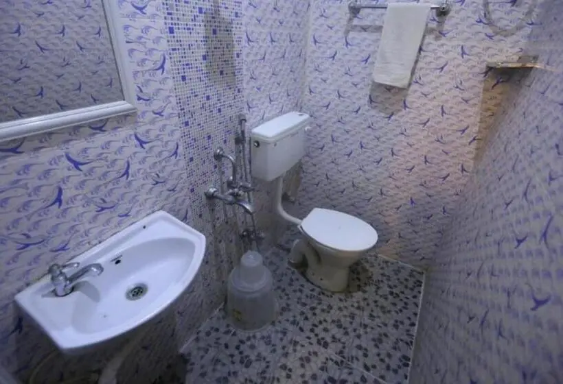 اتاق استاندارد یک نفره, Le Apex Inn