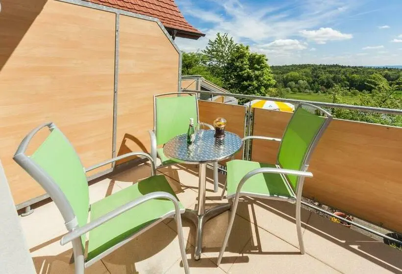 اتاق استاندارد با بالکن, Gasthof Krone Hotel & Restaurant