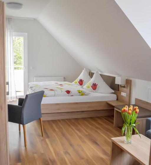 家庭间, Gasthof Krone Hotel & Restaurant