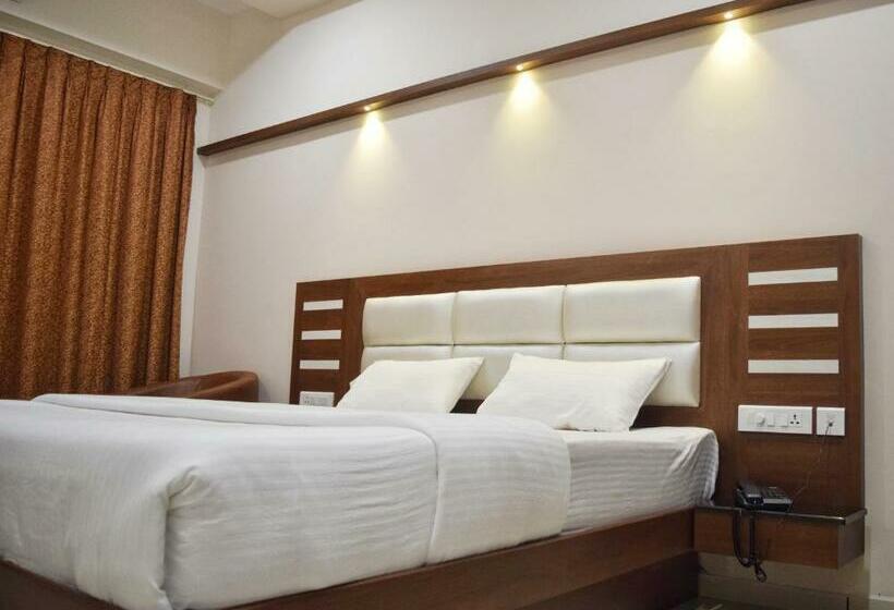 스탠다드 룸 킹사이즈 침대, Bhramari Nest