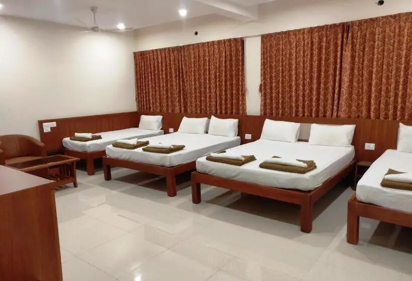 Chambre Familiale, Bhramari Nest