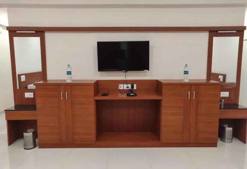 Chambre Familiale, Bhramari Nest
