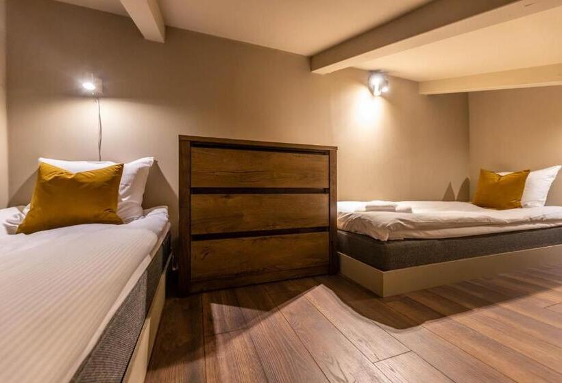 주니어 스위트, L Viktors