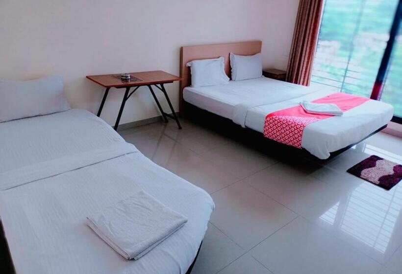 اتاق لوکس سه تخته, Relax Inn