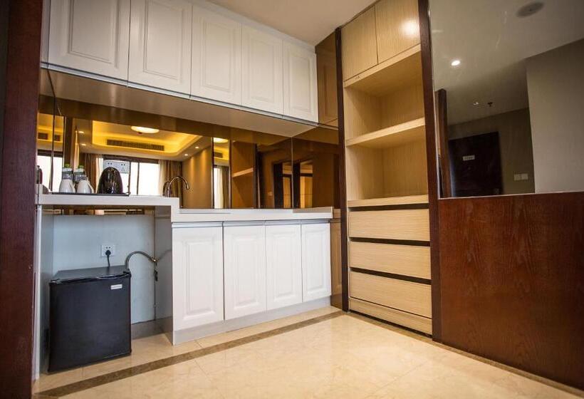 Family Suite, Yifang Shanshui Kailai