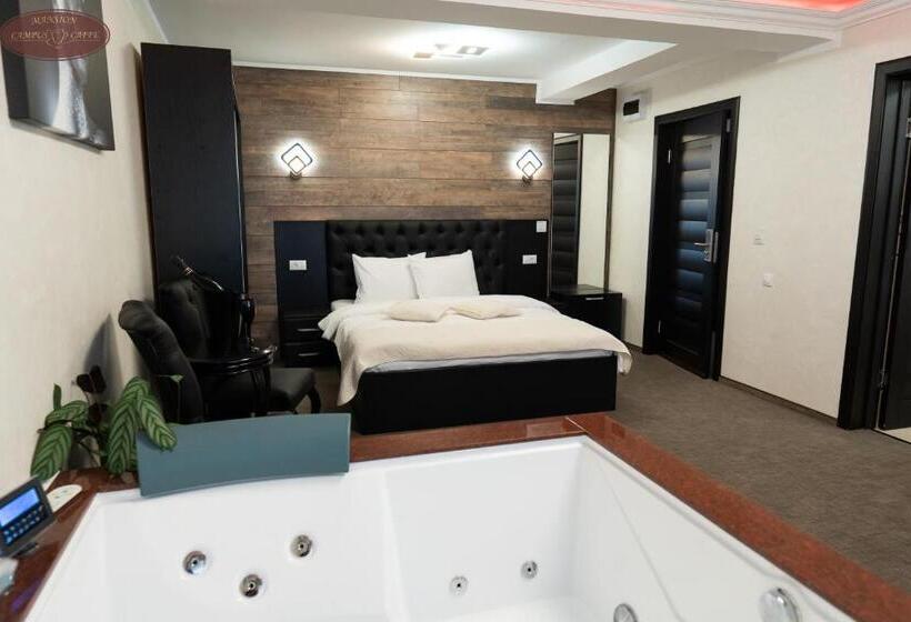 اتاق استاندارد با تخت بزرگ, Campus Caffe Mansion