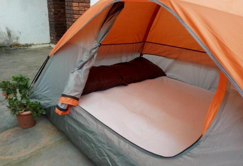 Standard Tent, Efferus Hostel