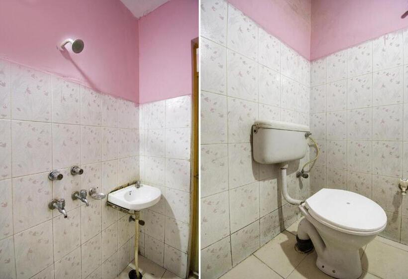 اتاق کلاسیک سه تخته, O Suvidha