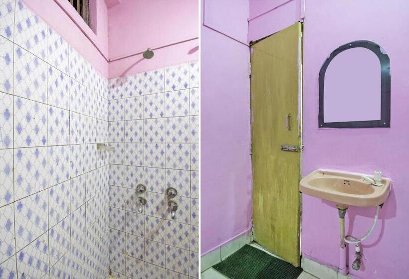 اتاق کلاسیک سه تخته, O Suvidha