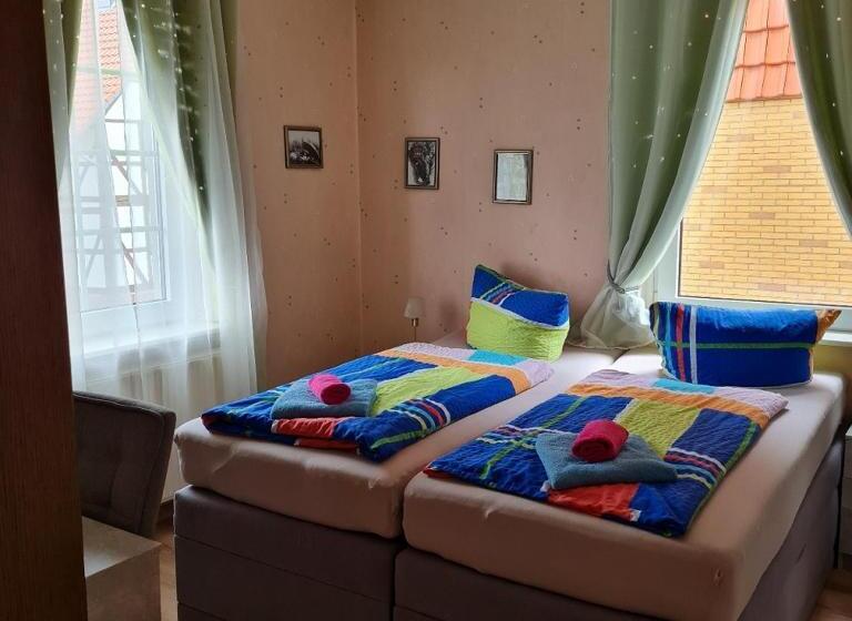 スタンダードルーム, Wilhelm Busch Stube