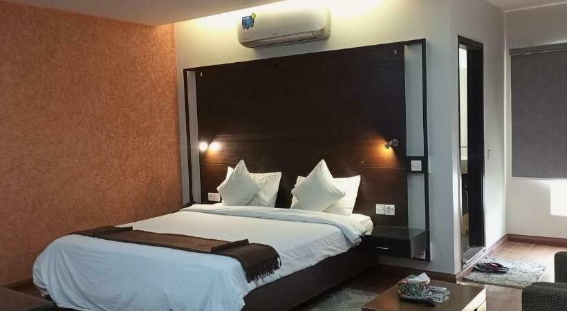 اتاق لوکس, Hira Guest House