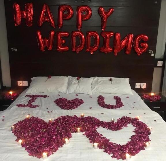 اتاق لوکس, Hira Guest House