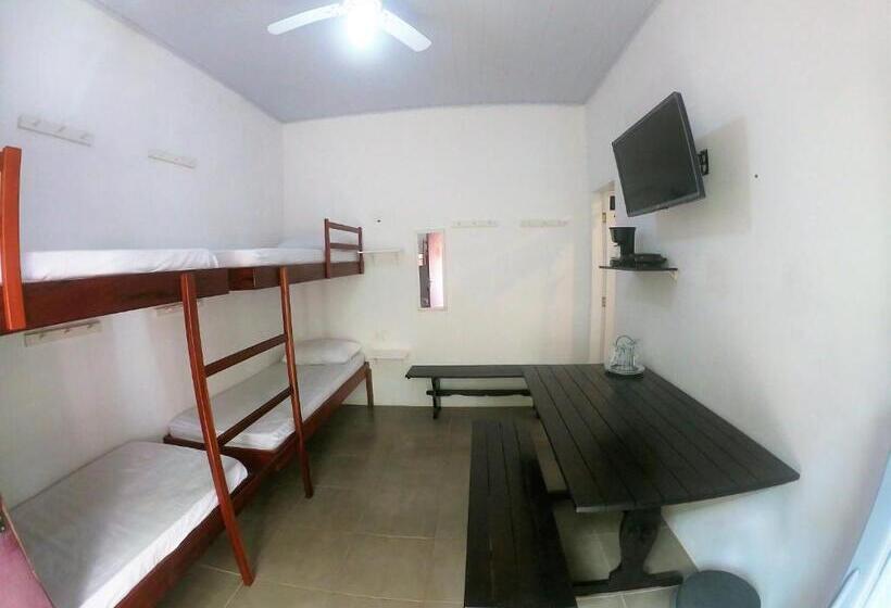 اتاق استاندارد چهار تخته, Jataí Guest House