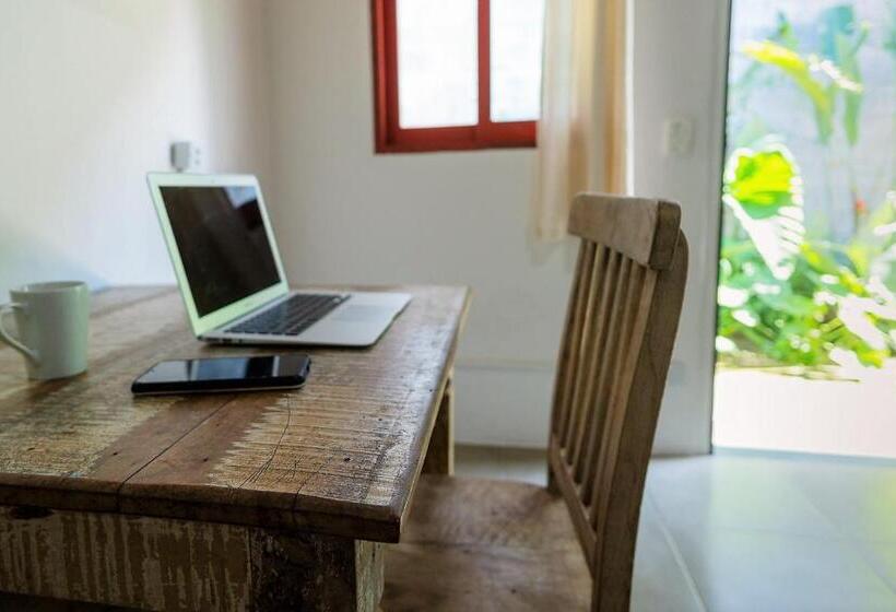 اتاق استاندارد سه نفره, Jataí Guest House