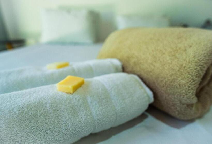 اتاق استاندارد سه نفره, Jataí Guest House