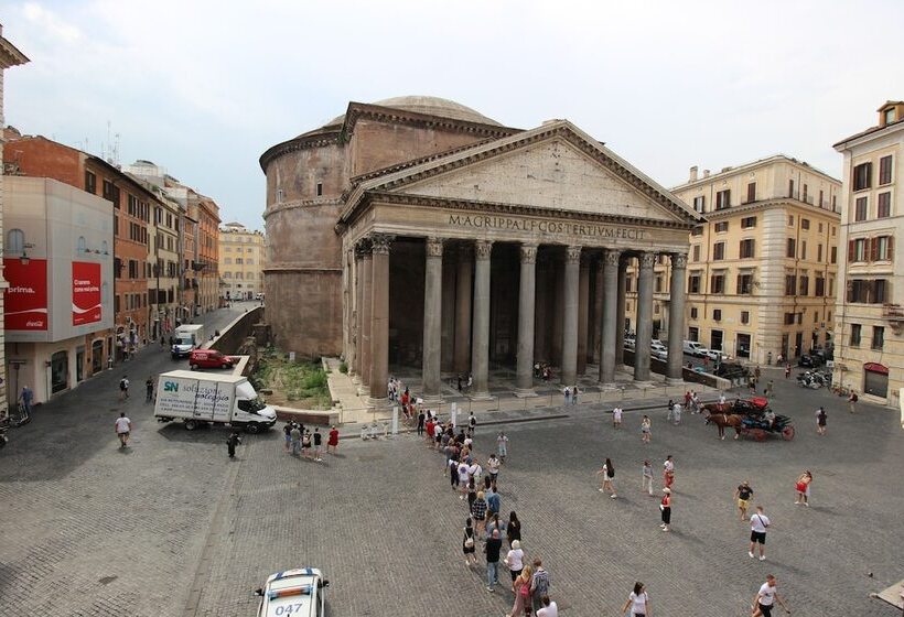 اتاق استاندارد چهار تخته, Albergo Abruzzi