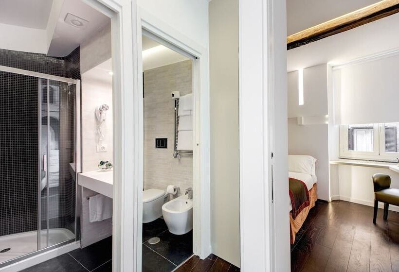 اتاق استاندارد با چشمانداز, Albergo Abruzzi