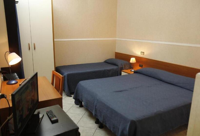 베이직 3인 룸, B&b Marina