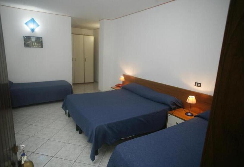 Четырехместный Номер Стандарт, B&b Marina