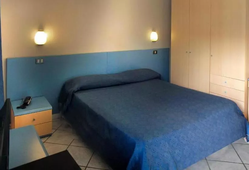 اتاق استاندارد چهار تخته, B&b Marina