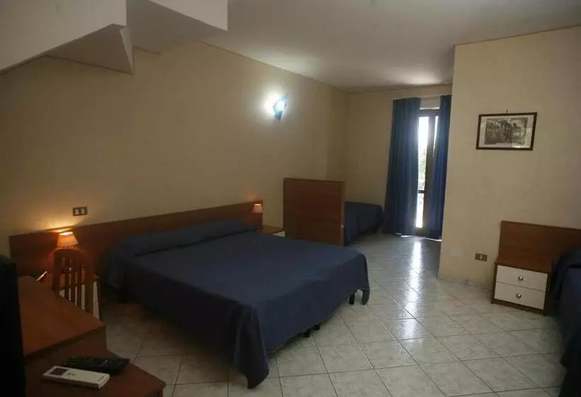 اتاق استاندارد چهار تخته, B&b Marina