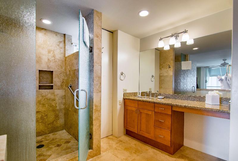 Номер Basic, Club Quarters Hotel Downtown, Houston