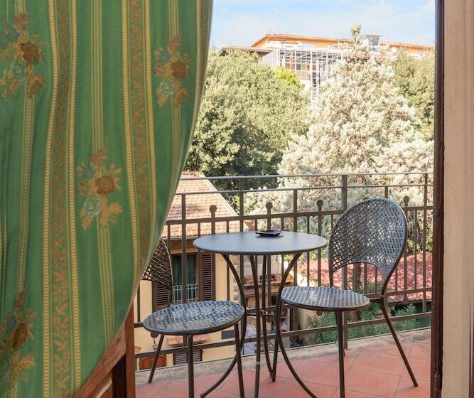 اتاق استاندارد با بالکن, Panama