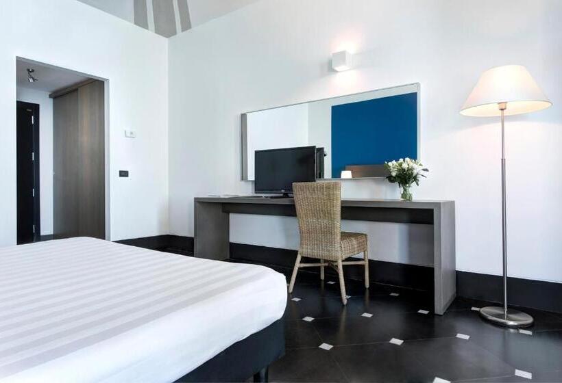 스탠다드 룸 바다 전망, Punta San Martino