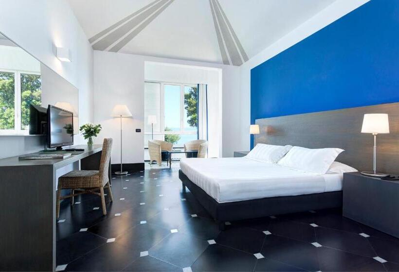 带海景的标准房, Punta San Martino