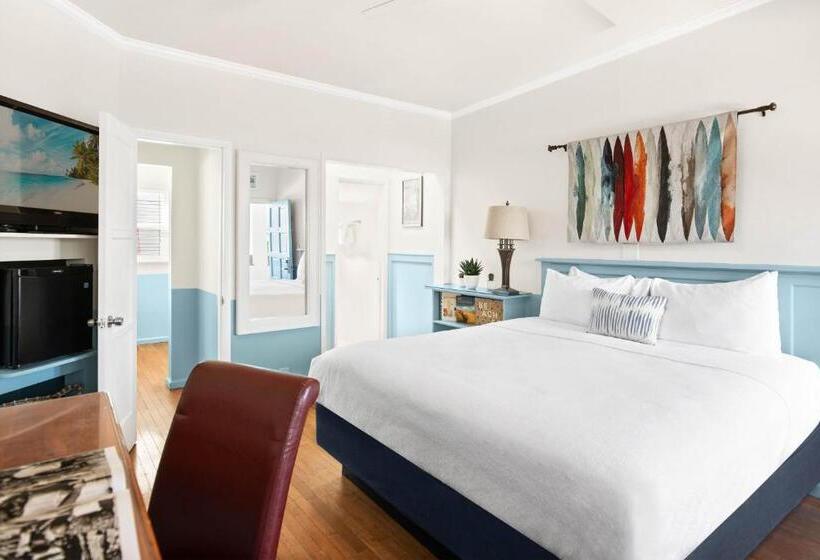 סוויטת ג'וניור, Sea Blue