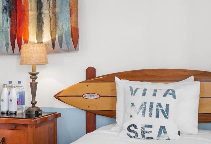 חדר דלוקס לשלושה, Sea Blue