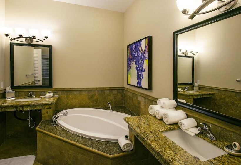 스위트, South Coast Winery Resort & Spa