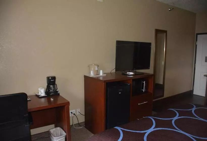 اتاق استاندارد با تخت بزرگ برای معلولان, Super 8 By Wyndham Altoona