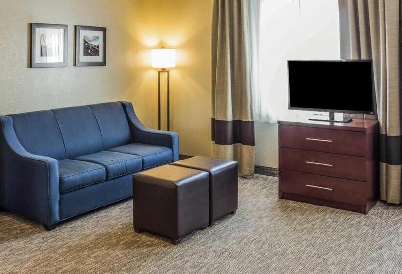 סוויטה דלוקס, Super 8 By Wyndham Altoona