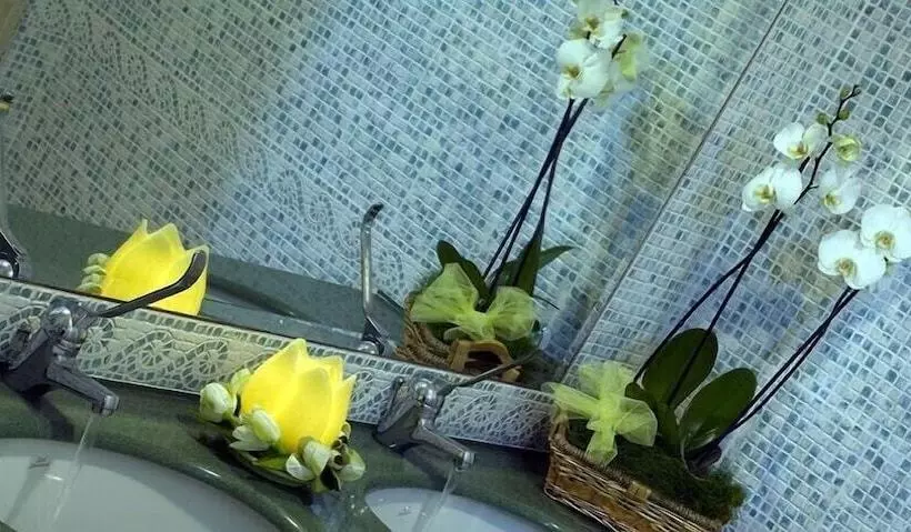 اتاق استاندارد با چشمانداز دریا, Terme Villa Teresa
