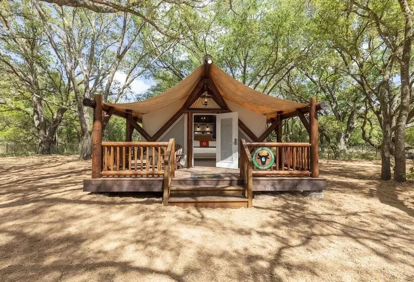 デラックスルーム, Westgate River Ranch Resort & Rodeo