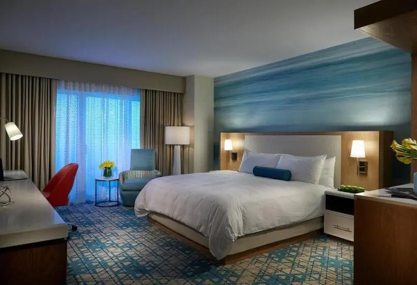 اتاق لوکس با تخت بزرگ, Seminole Hard Rock Hotel & Casino Hollywood