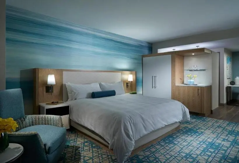 اتاق لوکس با تخت بزرگ, Seminole Hard Rock Hotel & Casino Hollywood