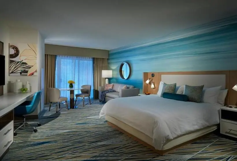 سوییت جونیور, Seminole Hard Rock Hotel & Casino Hollywood