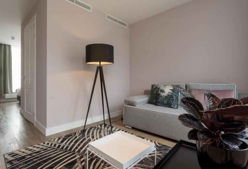 패밀리 룸, B&b Brasserie De Lindeboom