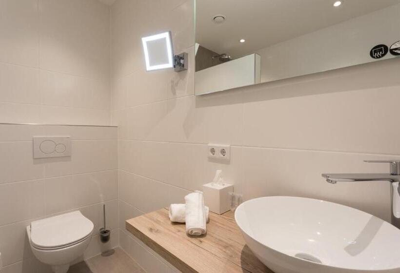 패밀리 룸, B&b Brasserie De Lindeboom