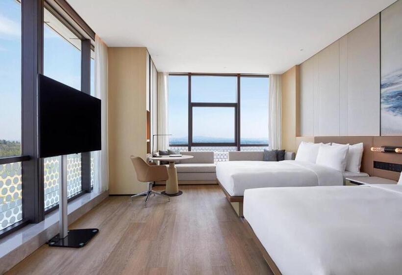 行政房间, Courtyard By Marriott Qinhuangdao West