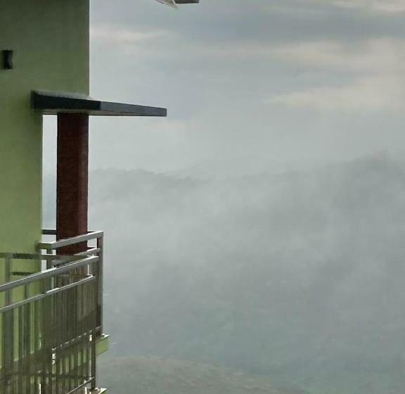 디럭스 룸, Vaga Mist Resort Vagamon