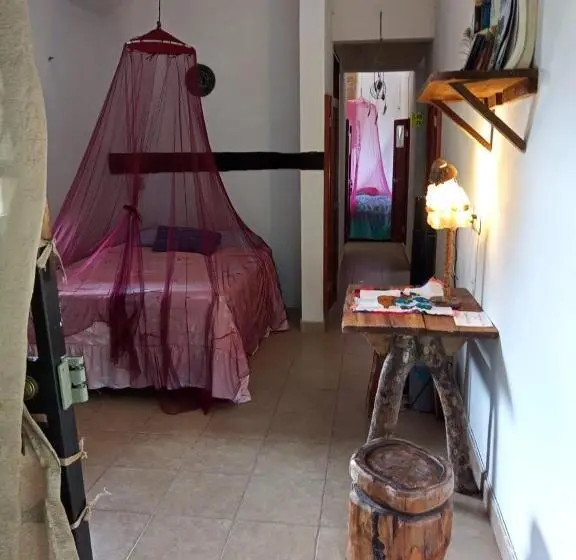 اتاق استاندارد, Near Lake Hostal