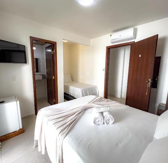 Comfort Kolmen Hengen Huone, Pousada Linda Flor