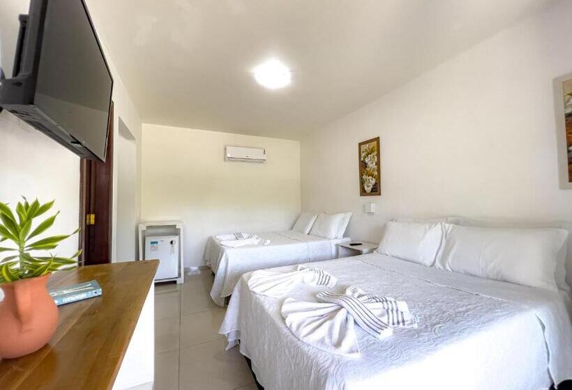 Deluxe Neljän Hengen Huone, Pousada Linda Flor