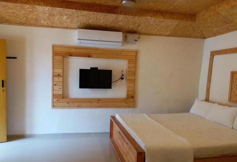 Четырехместный Номер Стандарт, Royal Cottage, Anaimalai